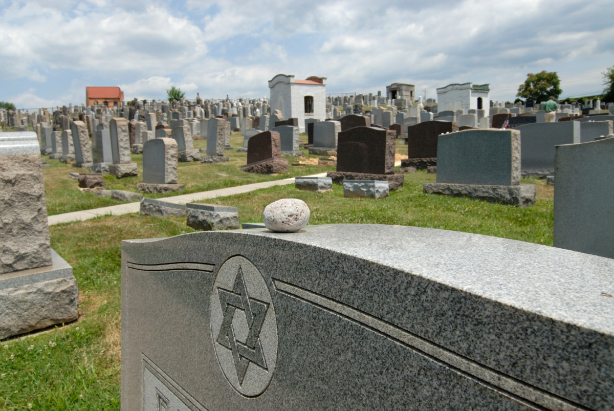 犹太墓地